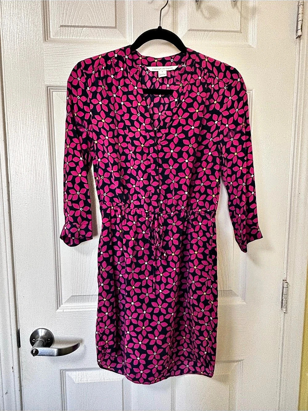 Diane Von Furstenberg Freya Silk Dress Floral Mini Pink & Purple size 0